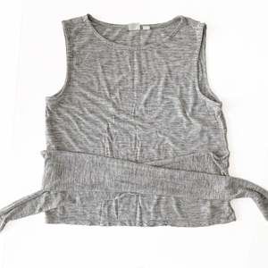 Gap tie waist tank top heathered gray M